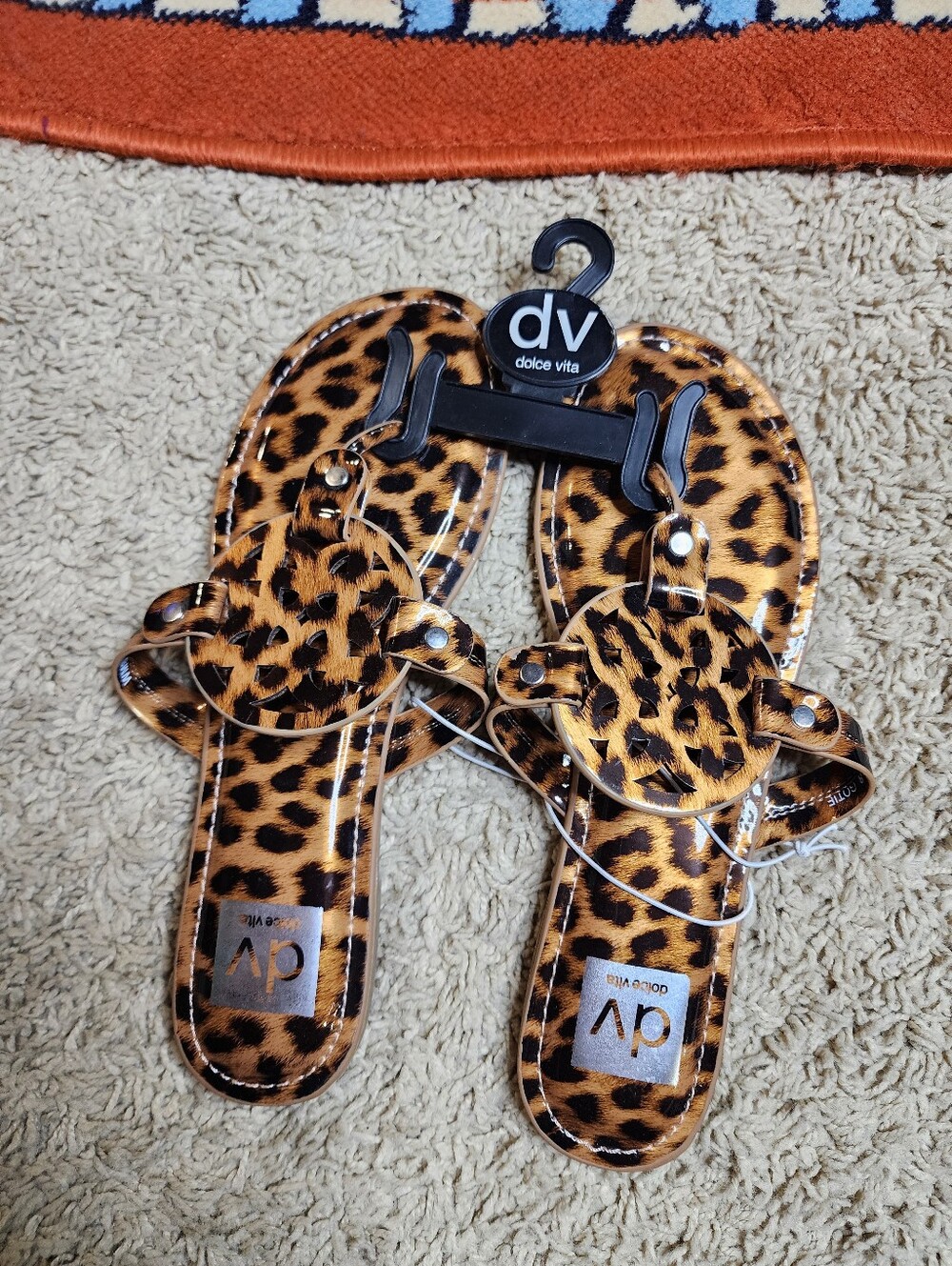 Dolce Vita Leopard Print Sandals - Picture 4 of 5